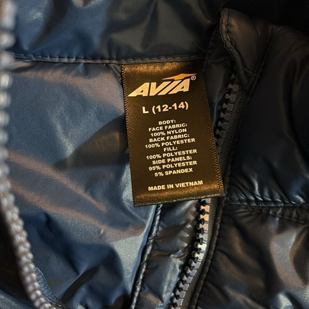 Avia | large Blue Quilted Vest - Picture 3 of 3